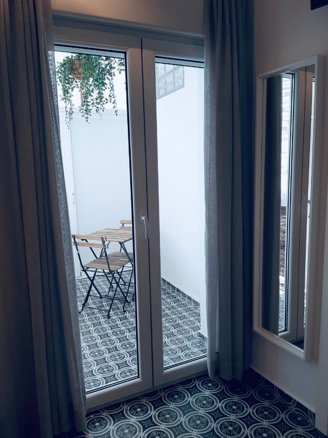 Room Boutique 32 デニア エクステリア 写真